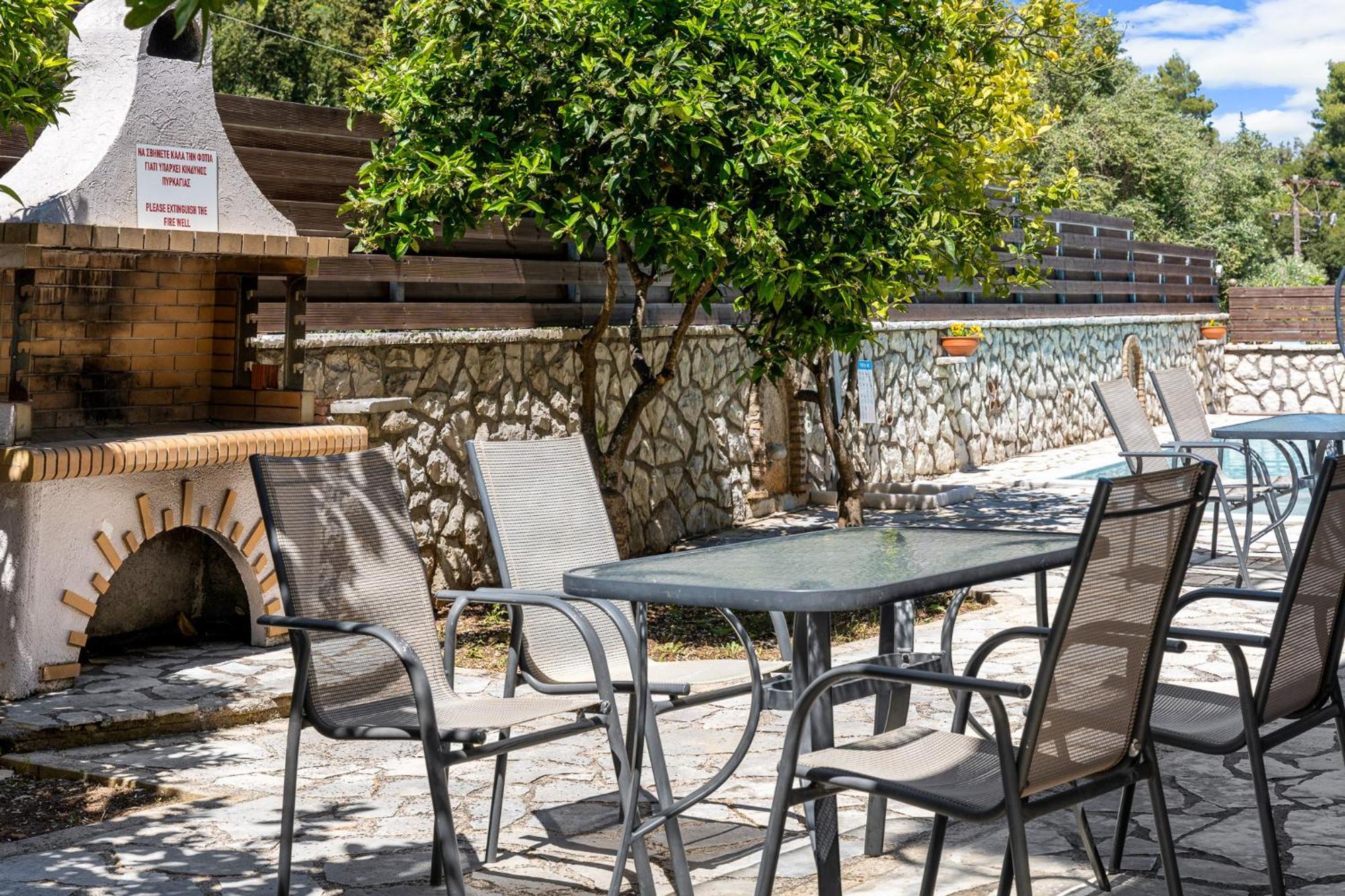 Villa Semipuella Agios Nikitas Exterior photo